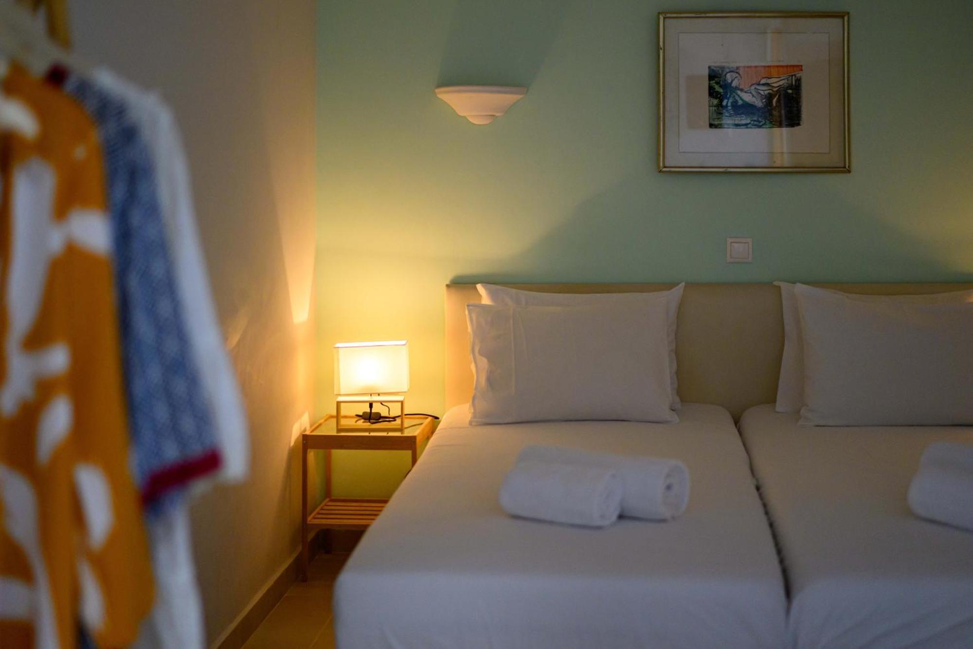 Mani Tower Villa Akrogiali Екстер'єр фото